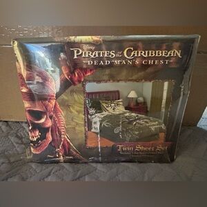 Disney Pirates of the Caribbean Dead Man's Chest Twin Sheet Set NWT